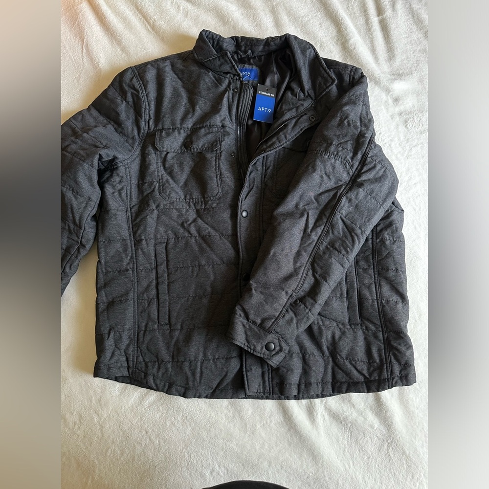 Men’s XXL, light jacket in medium grey. The Brand is APT.9. Originally $100!